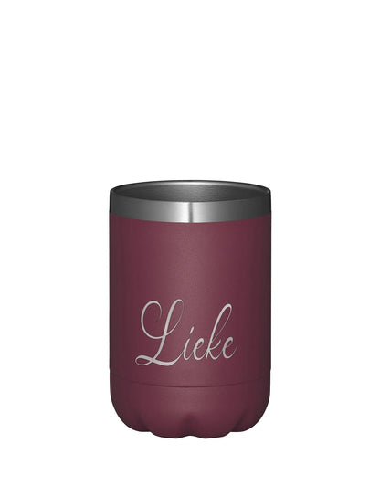 Paarse thermoscup gepersonaliseerd met de tekst Lieke staand op een witte achtergrond