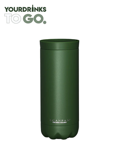 groene thermoscup met logo linksboven op een witte achtergrond